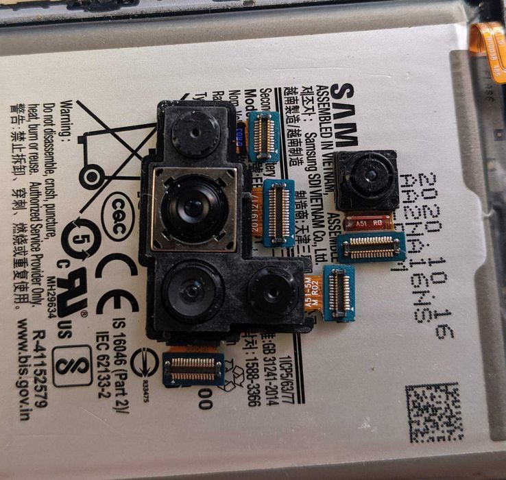 Продам камеру Samsung A51 (SM-A515)  б.у.