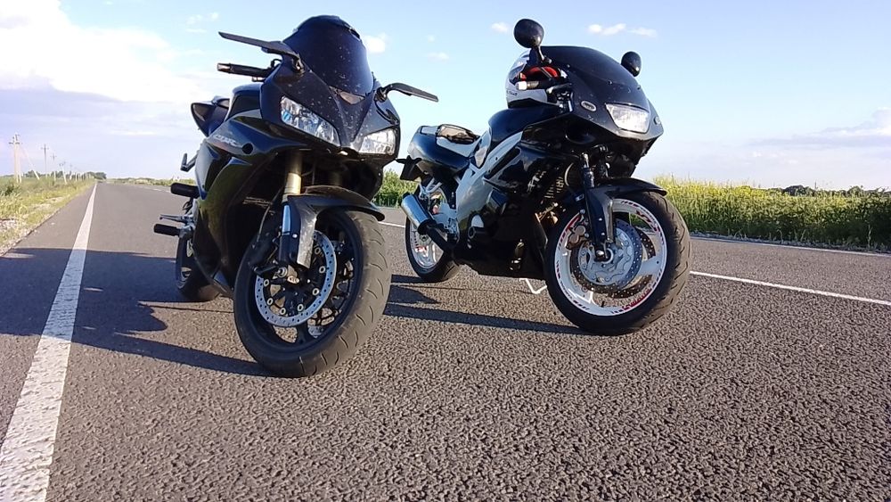 Продам Yamaha FZR 600