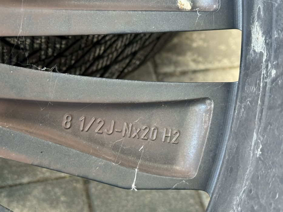 Koła VW ID..7 opony zimowe GoodYear  235/45 R20