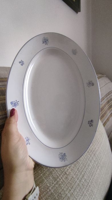 Vendo esta travessa de louça
