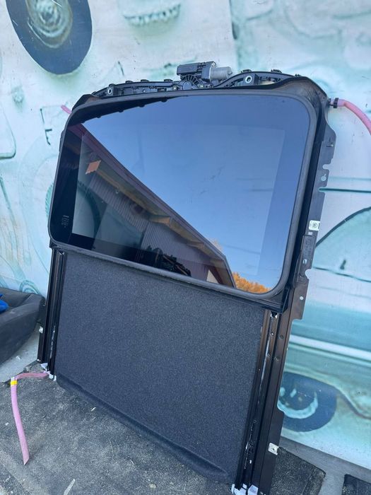 Lexus NX Люк в зборі 22-26 року