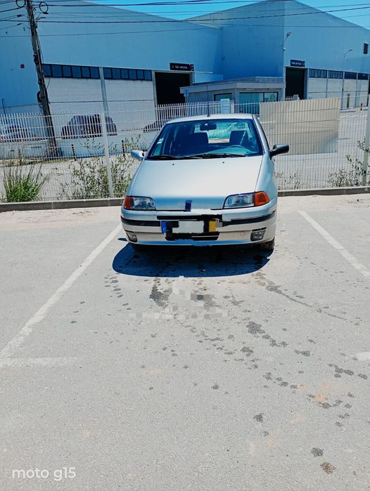 Carro Fiat Punto boa