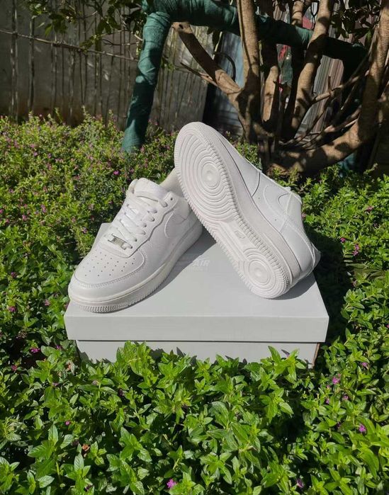 Buty Nike Air Force 1 Białe R.37,5