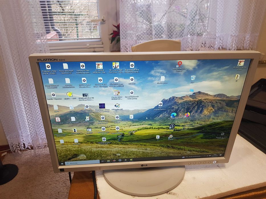 Sprzedam monitor LED LG 22 cale