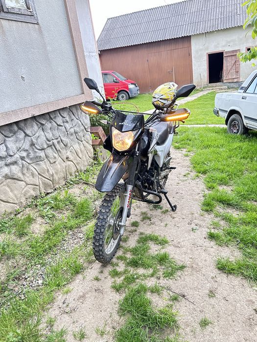 Продам мото гарний стан