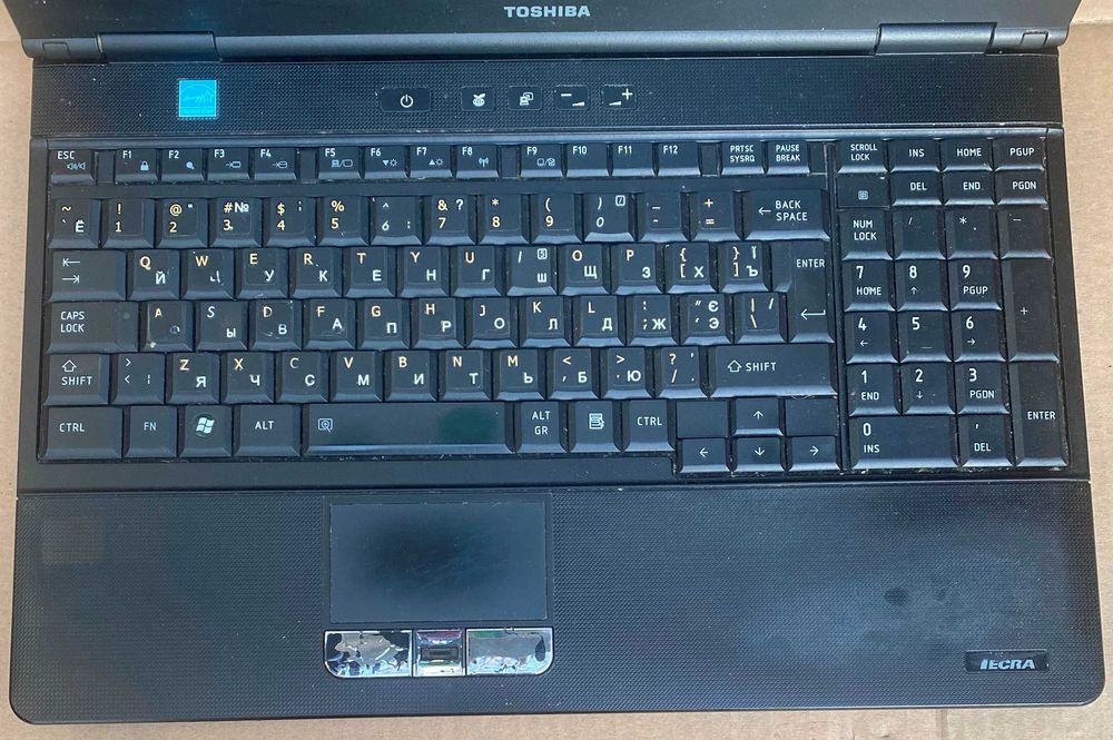 Ноутбук Toshiba Tecra A11 i3-330M RAM 4Gb HDD 320Gb Intel HD Graphics
