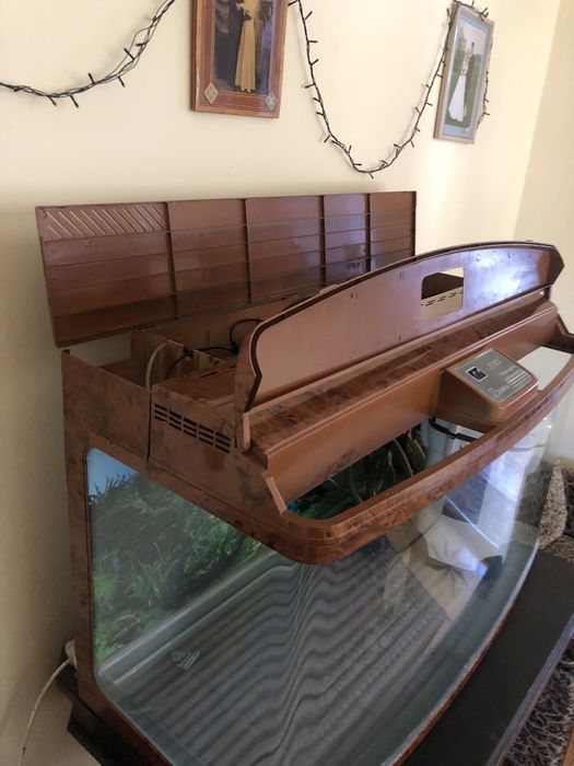 Акваріум на 200л