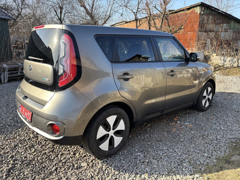 Kia soul ev soh 60%