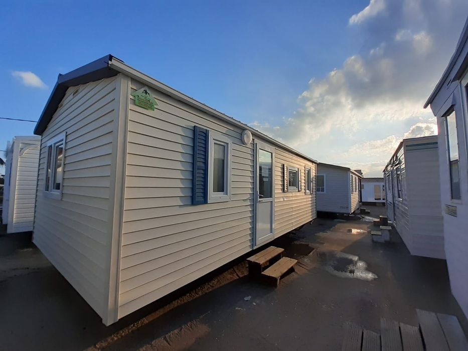 MOBILE HOME ECONÔMICA SUN ROLLER FIDJI DE 8X4 METROS EM COIMBRA.