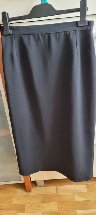 Spódnica czarna midi M