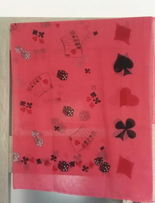 Cienka chusta/ pareo  140 x 140
