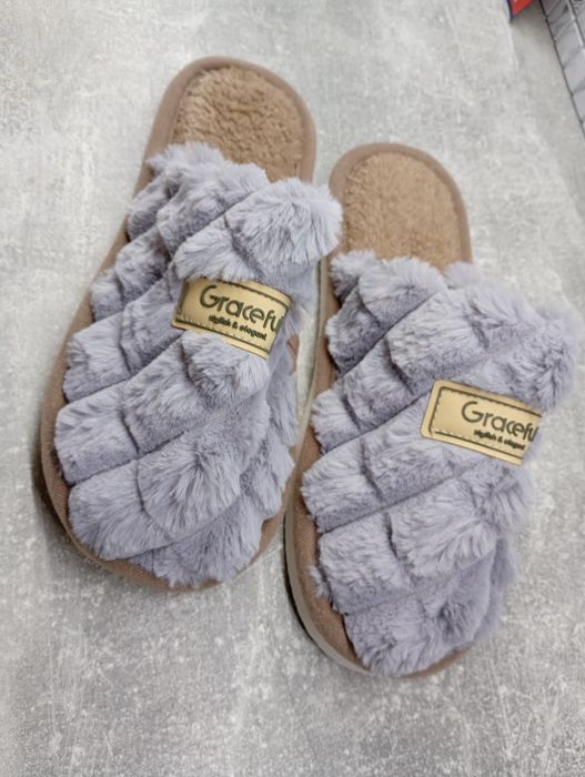 Nowe kapcie damskie 39 40