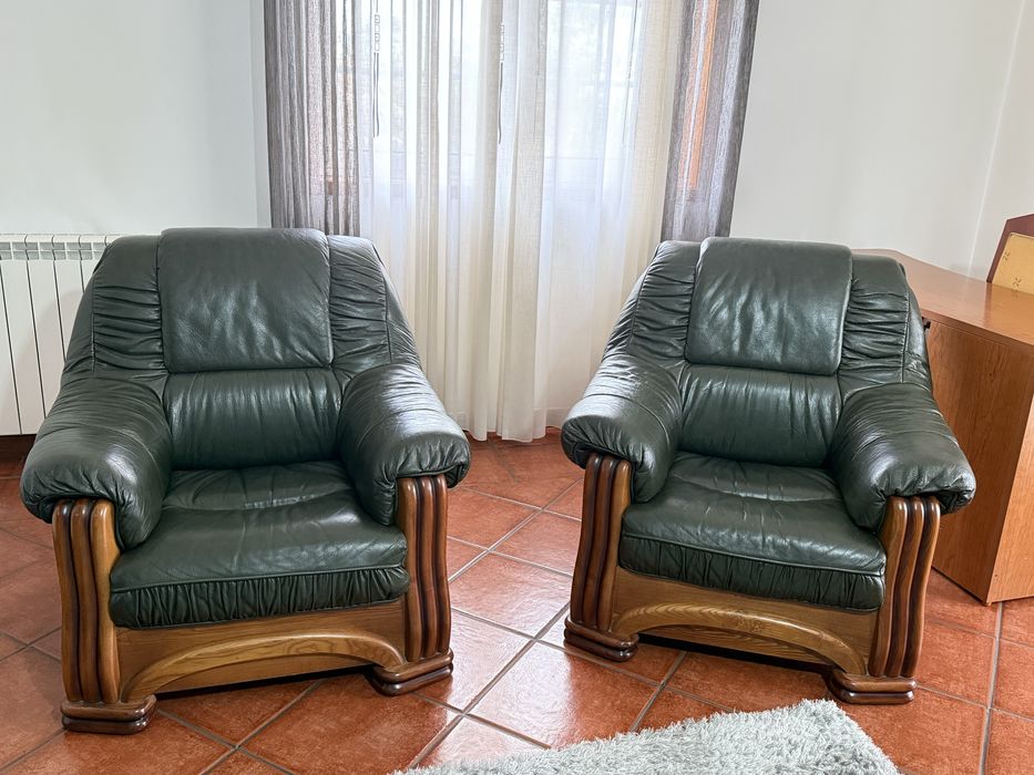 Sofá c/ dois cadeirões