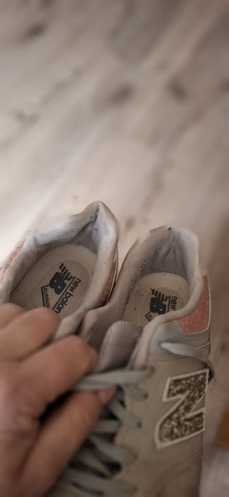 Buty snakersy New Balance 40