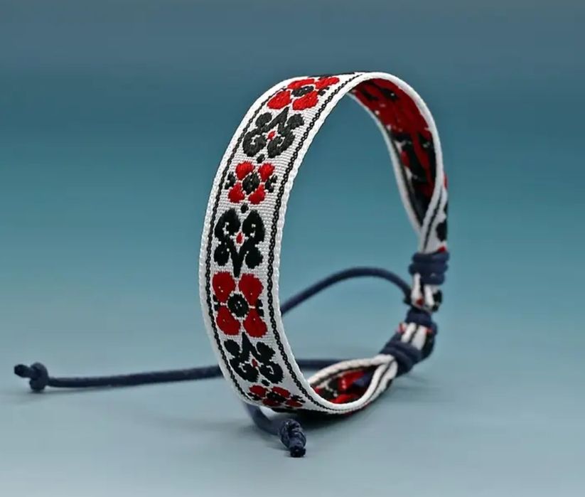 Патріотичний браслет вишивка