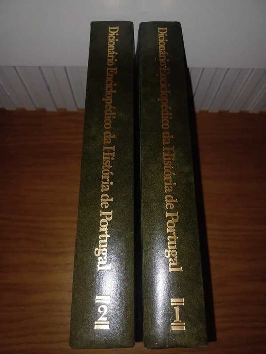 Coleção Dicionário Enciclopédico da História de Portugal, Volume I e II