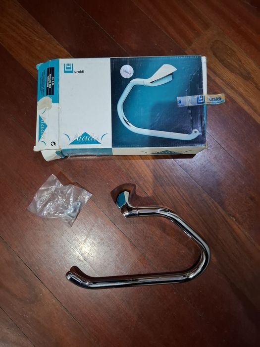 Conjunto de toalheiros