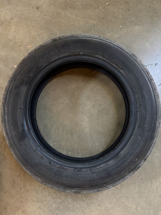 Pneus 125R15 Michelin