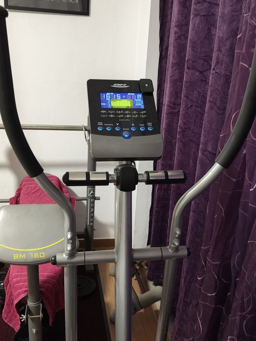 Bicicleta Elíptica BH, muito bom estado