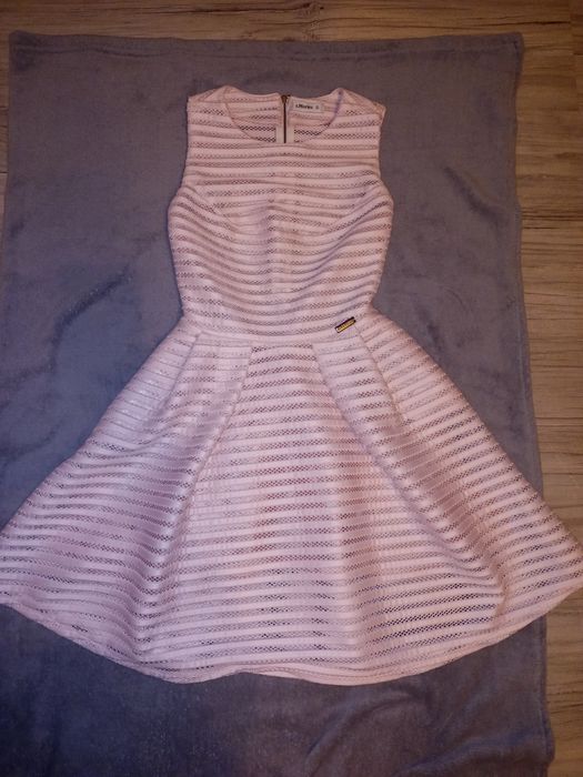 Elegancka sukienka damska