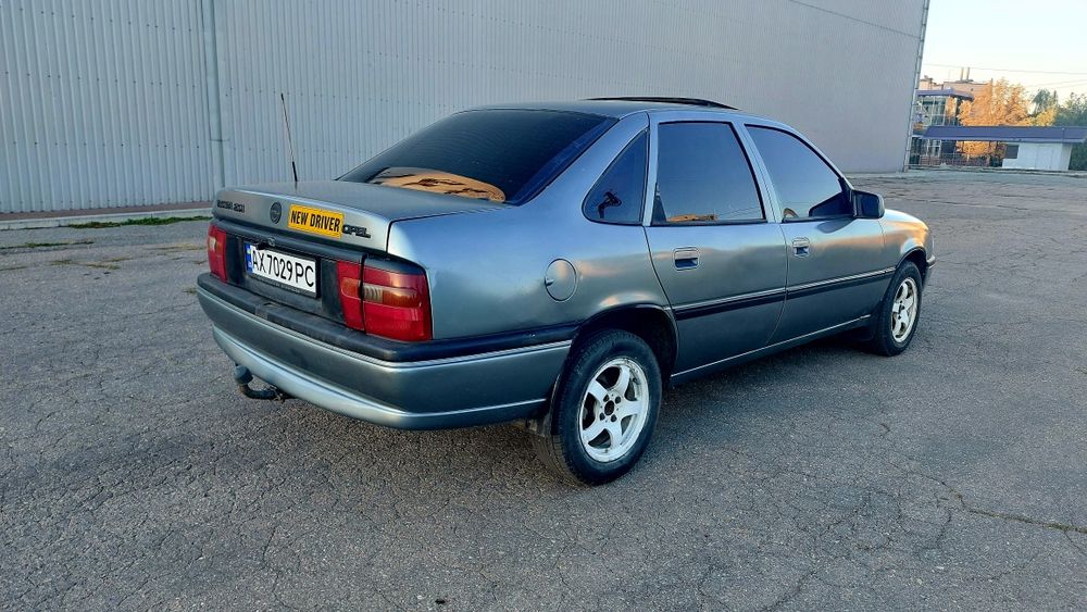 Продам Opel Vectra A 2.0i