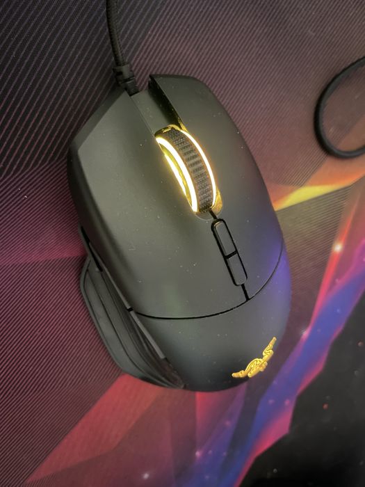Rato Razer Basilisk