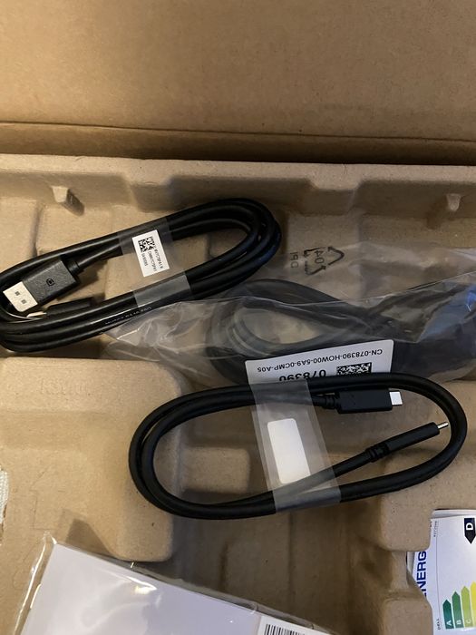 Monitor Dell P2725HE 27” Full HD IPS USB-C Hub – Novo Selado