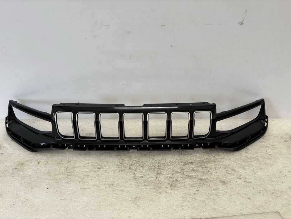 Jeep Avenger 23- grill atrapa kratka zderzaka przód chrom listwa