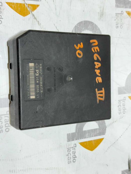 Caixa de fusíveis Renault Megane III