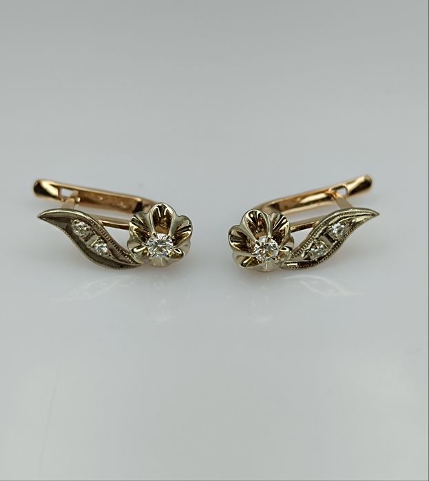 Советские золотые серьги с бриллиантами