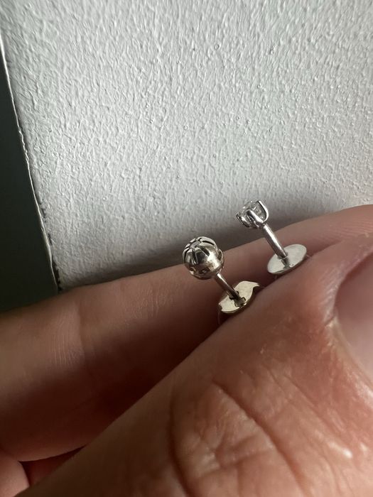 Моно серьга с бриллиантами