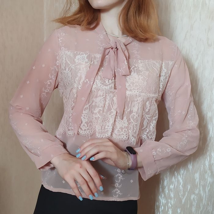 Блуза жіноча з рюшами