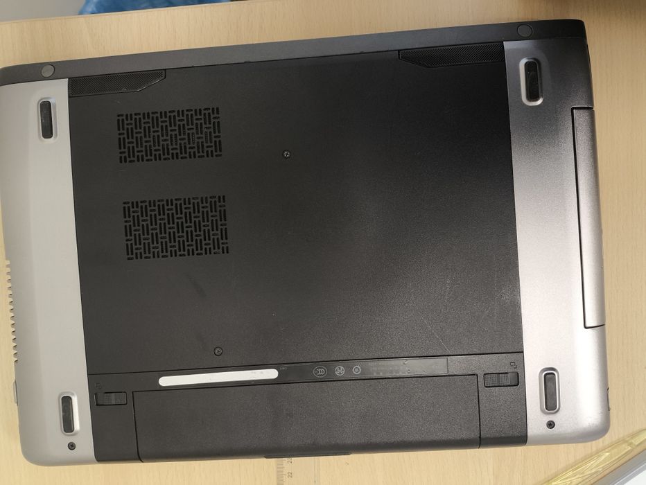 Komputer Dell Vostro 3560