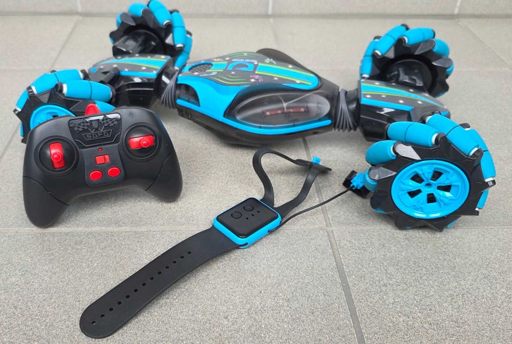 Samochód zdalnie sterowany gestami i pilotem. Drift. Używany