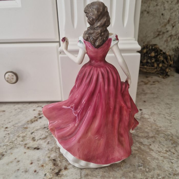 Figurka Royal Doulton Marianne