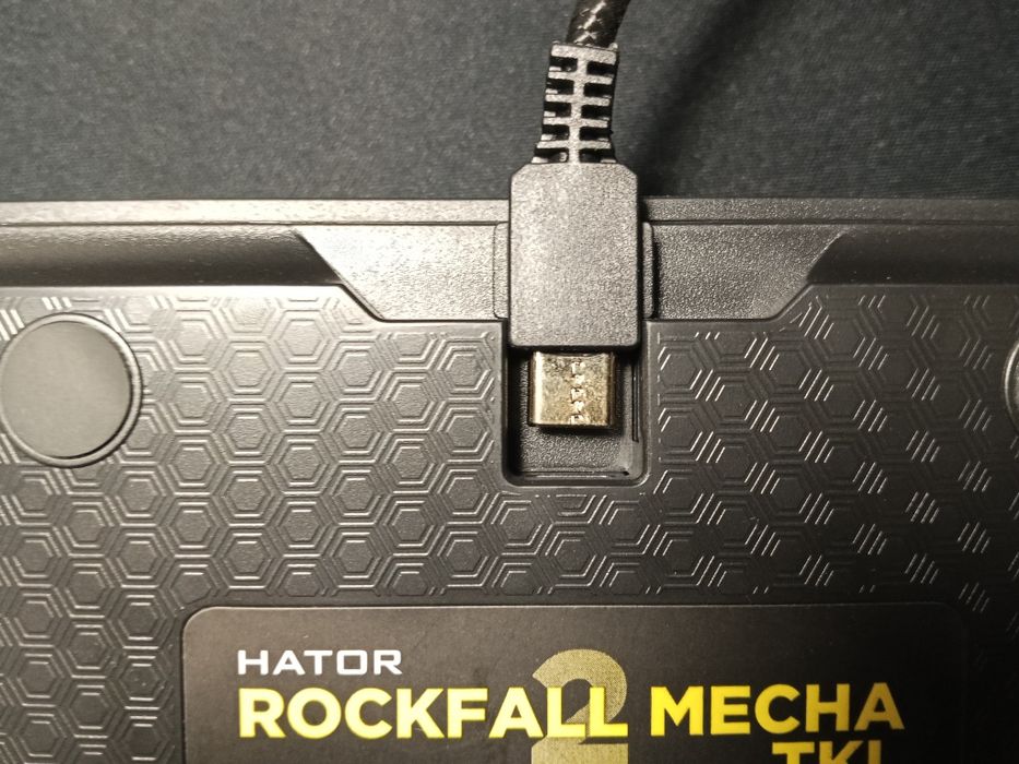Клавиатура: Hator Rockfall 2 series