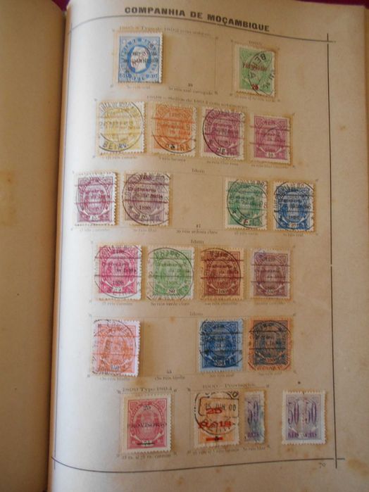 RARÍSSIMO 1.º álbum filatélico português, de 1901. Com 270 selos.