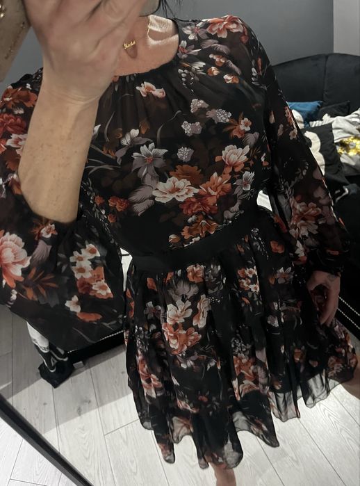 Elegancka kwiaty butik fashion couture lou chaos muzyk kors voga bizuu