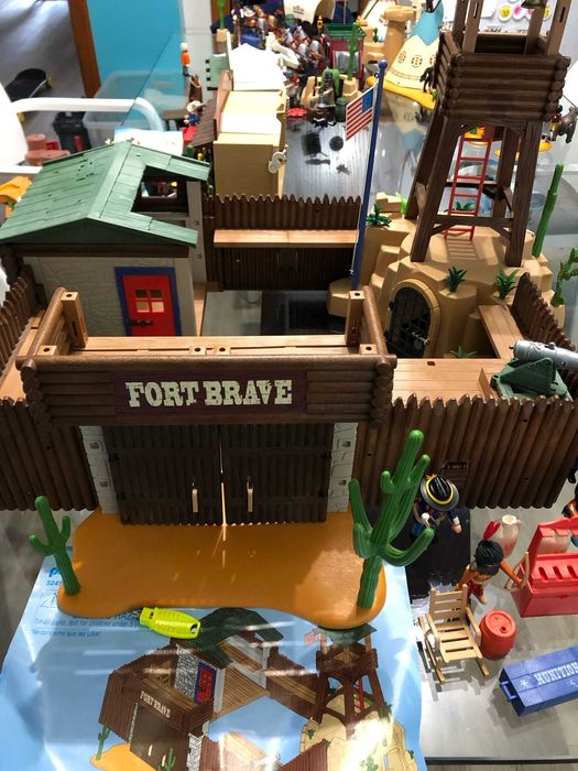 Playmobil Todo Conjunto Piratas, Cowboys e Índios, Dragões