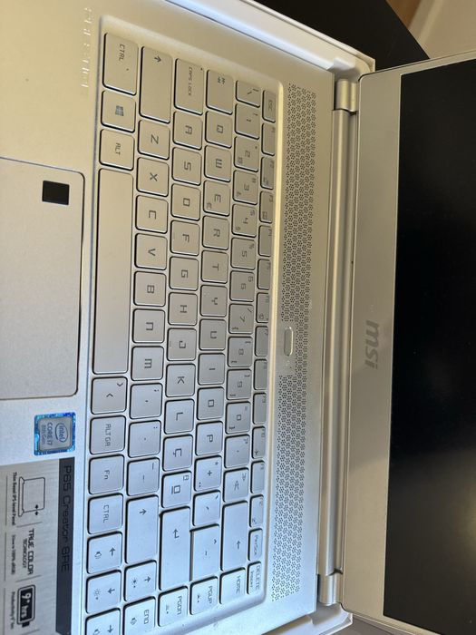 MSI Prestige P65 Creator 8RE i7 GTX – Para Peças/Reparação