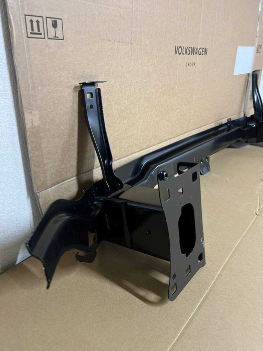 Підсилювач бампера переднього VW Tiguan 2 Покоління 2018-2021 року