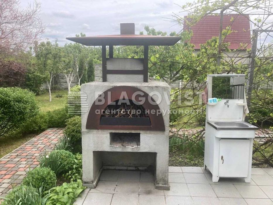 2-поверховий будинок Вишеград Бучанський  Київська обл 30 км від Києва