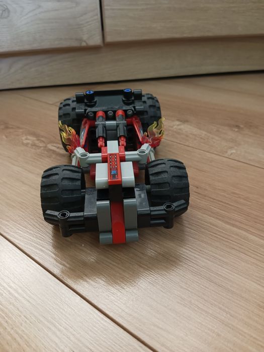 Lego Technic 42073 Wyscigówka