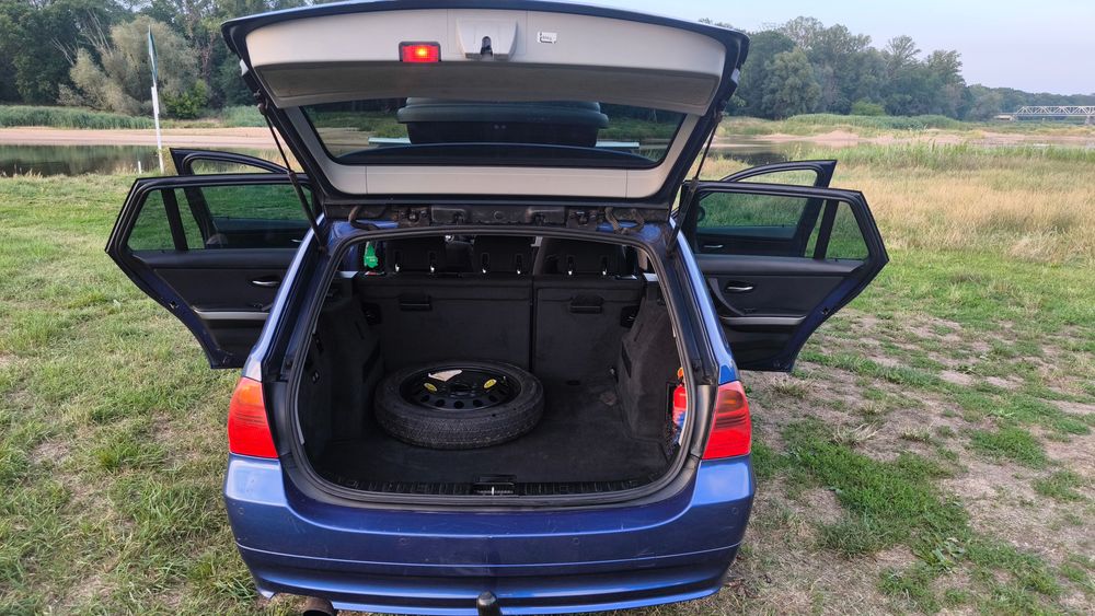 BMW Seria 3 318d 2007 rok