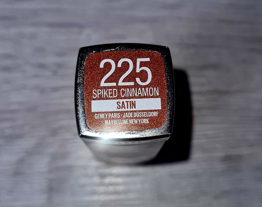 Pomadka Maybelline 225 Spiked Cinnamon