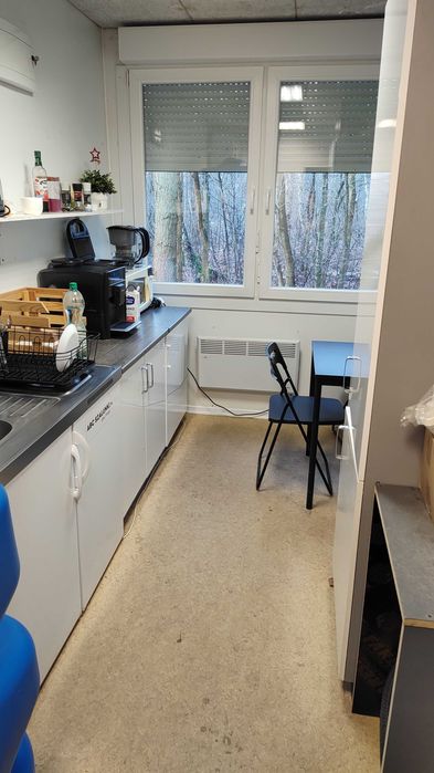 Kontener budowlany biurowy 6x18 klimatyzacja łazienka pokoje