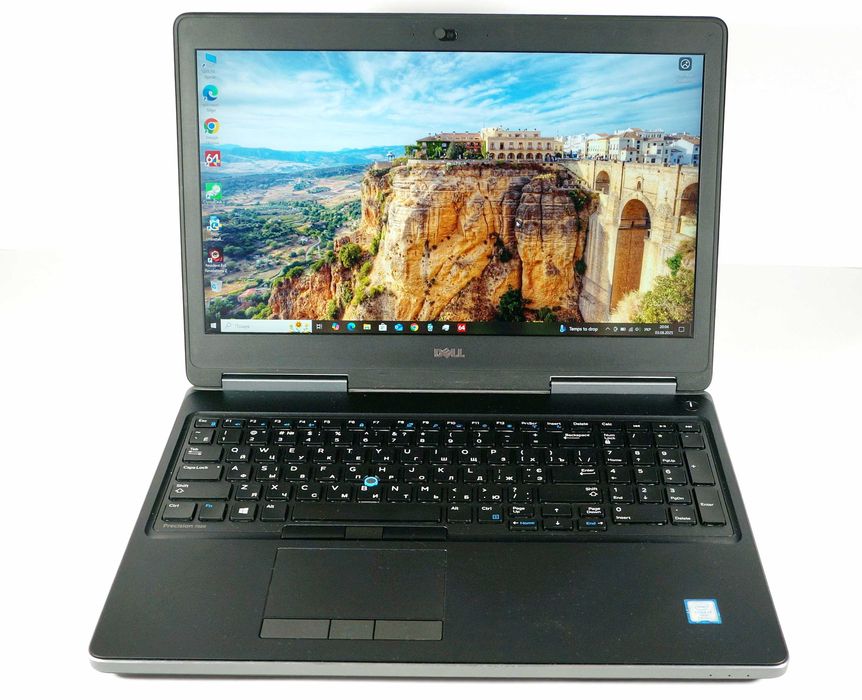 Dell Precision 7520\Core i7-7820HQ\16GB\ 768GB\ M2200\15.6" 4K SHARP