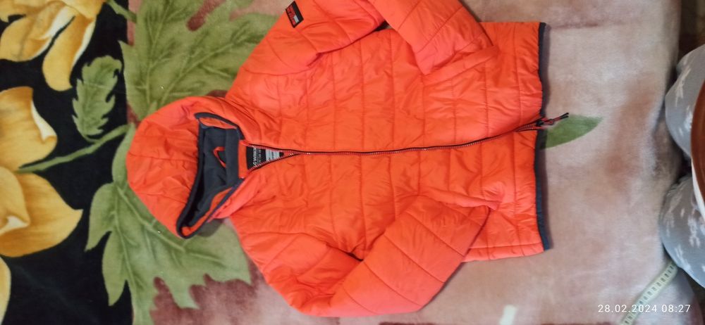 Куртка весна -осінь р. 140-146.
