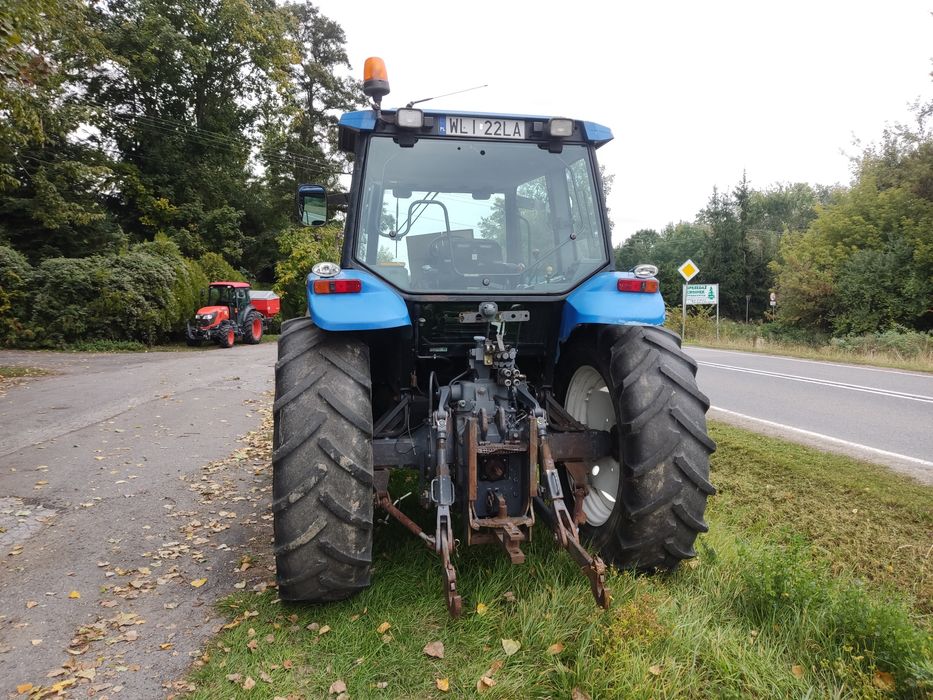 New Holland TM 115 z 2002r