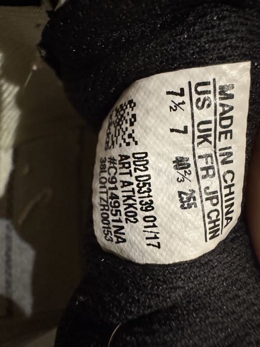 Tenis de Taekwondo adidas e caneleiras